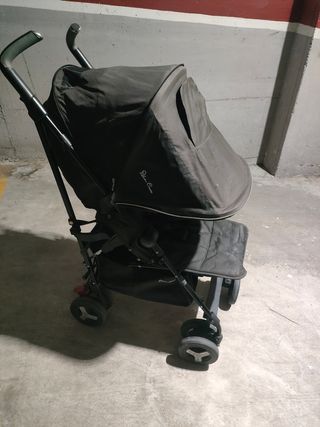 Silla de paseo Silver Cross negra