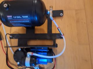 Compresor Aire ARB 12V con Tanque 4 litros