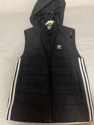Chaleco Adidas Negro con Capucha