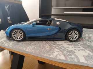 COCHE TELEDIRIGIDO BUGATTI.