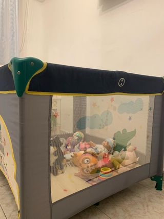 Parque infantil plegable cuadrado