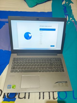 Ordenador portátil Lenovo Ideapad 520+ratón+funda
