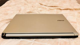 MSI PE60 6QE Portátil Plata Negro