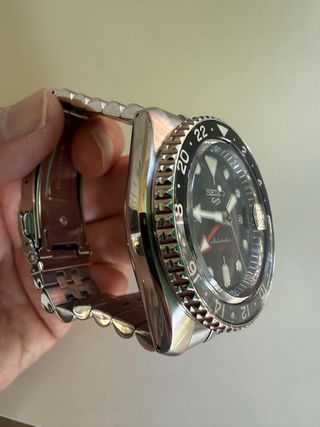 Reloj Seiko GMT Automático Plata Negro