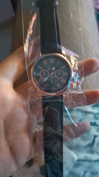 ​Elegante Set de Reloj y Joyería