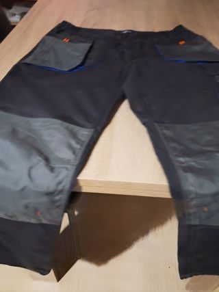 Pantalones de trabajo negros y grises