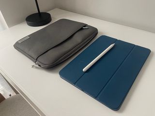 iPad Air M1 Azul 256GB + Funda