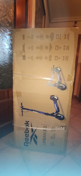 Patinete Eléctrico Reebok Urban 8.5 Sin estrenar