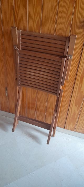 Silla plegable de madera