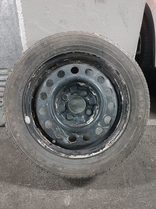 Rueda Hyundai 195/55 R15