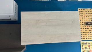 Mueble juvenil madera color beige y marrón