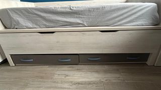 Mueble juvenil madera color beige y marrón