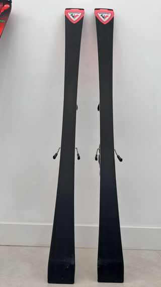 Esquís Rossignol Hero A10 142cm SL radio 10