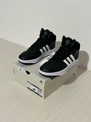 Scarpe Adidas alte nere e bianche tg 39 1/3