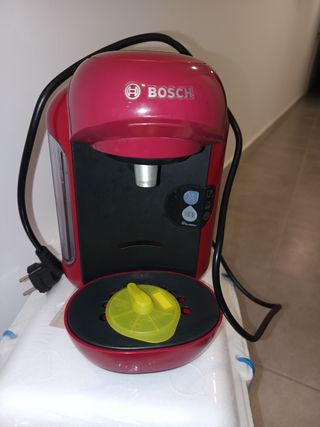 Cafetera Bosch Tassimo Roja