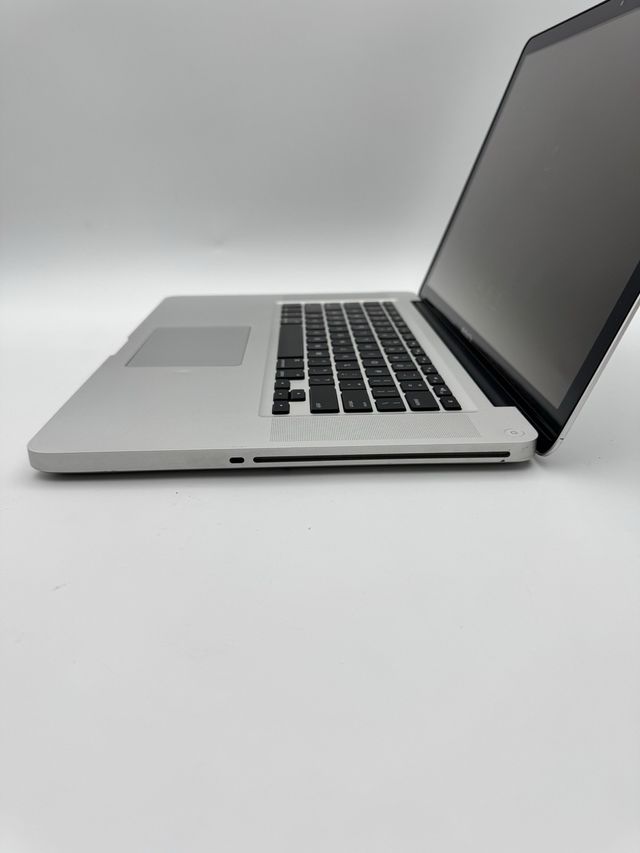 MacBook Pro 15 Intel i7 16GB RAM 2TB OS HighSierra