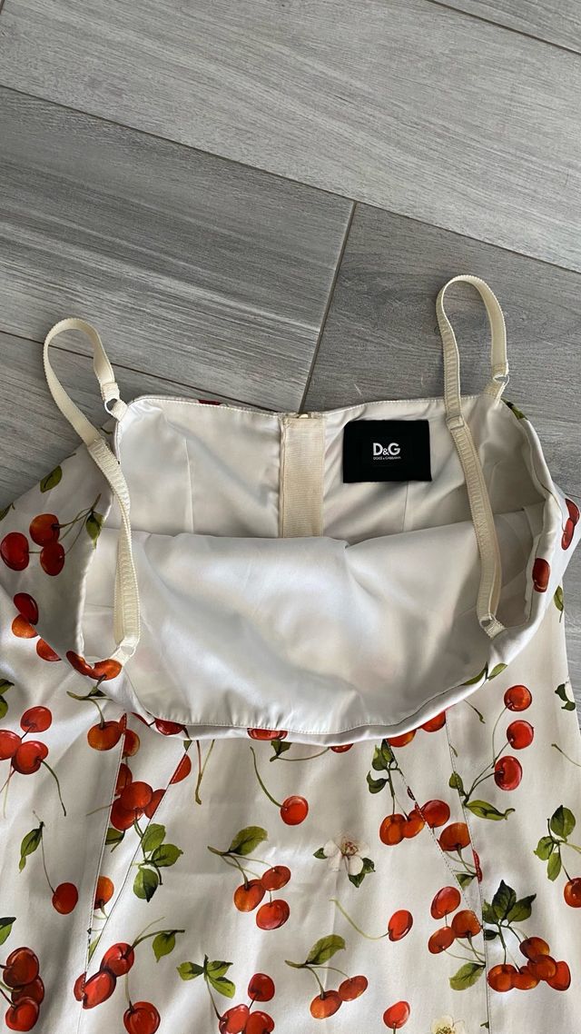 Abito Dolce & Gabbana stampa ciliegie