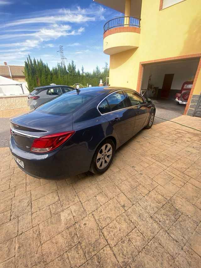 Opel Insignia 2010