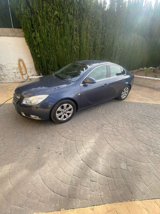 Opel Insignia 2010