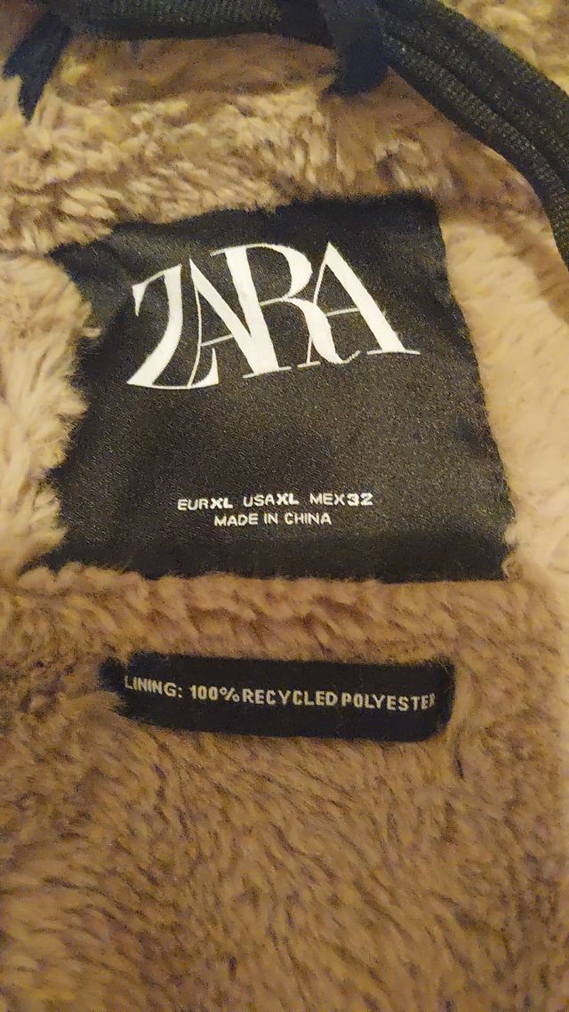 Chaqueta Zara abrigo forro polar, hermosa !!!