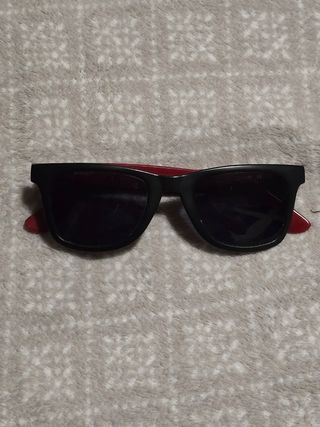 Gafas de sol Amichi negras y rojas