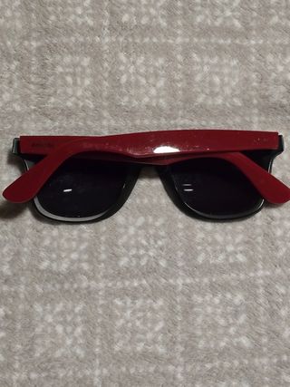 Gafas de sol Amichi negras y rojas