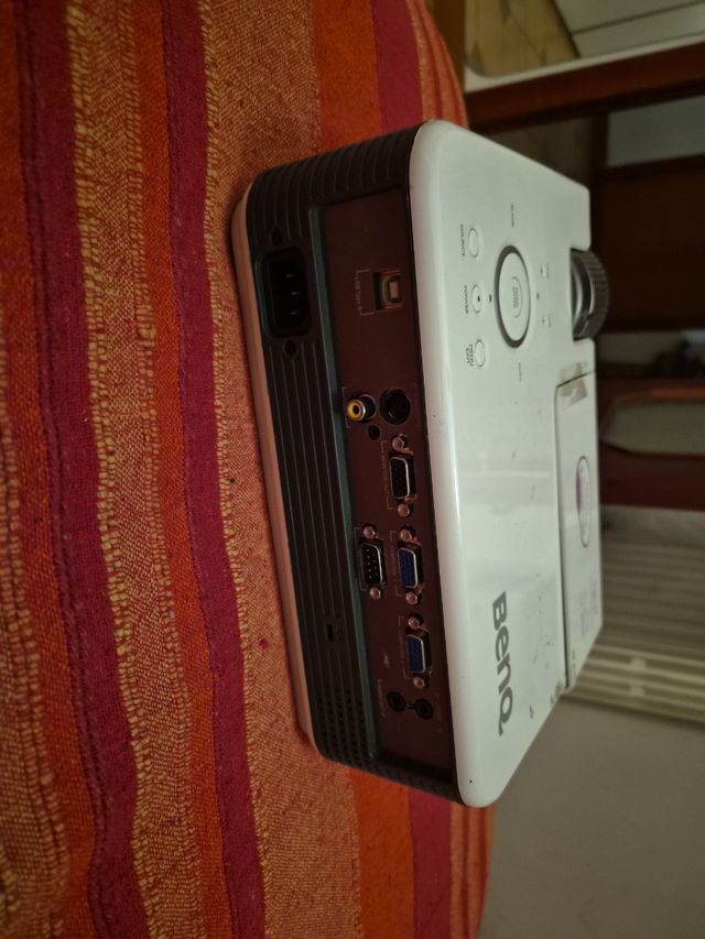 Proiettore Benq MP615P non funzionante