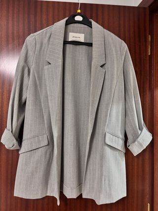 Americana Stradivarius Gris Talla M