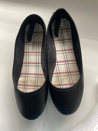 Manoletinas negras talla 39