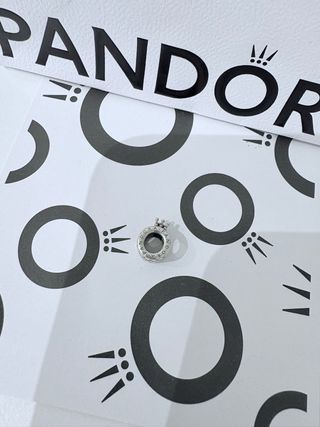 Charm Pandora corona