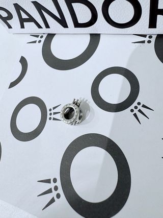 Charm Pandora corona