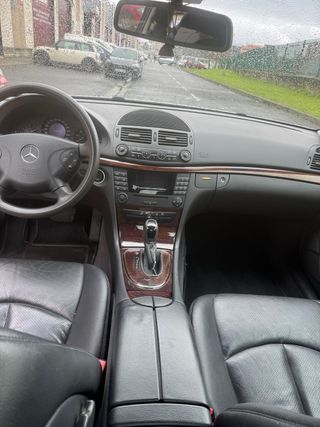 Mercedes-Benz Clase E 2004