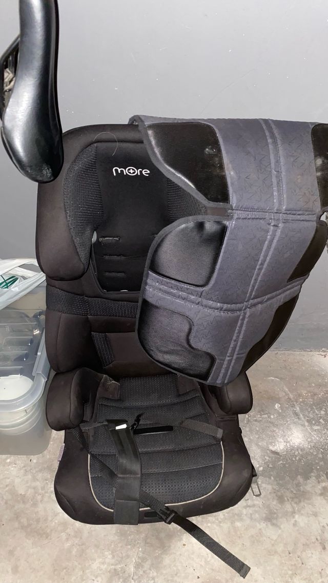 Silla coche niño y protector MORE