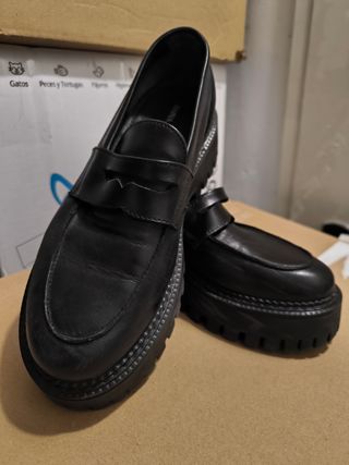 Zapatos de piel negros con plataforma