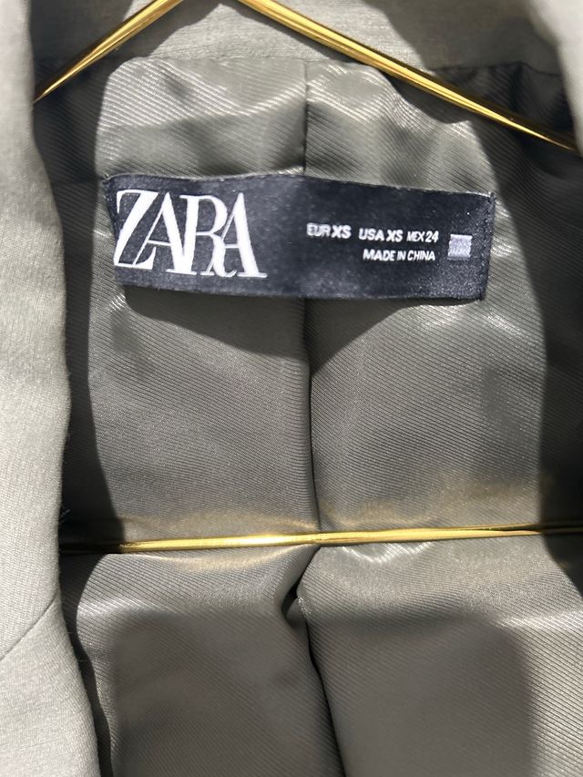 Blazer Zara Verde Oliva