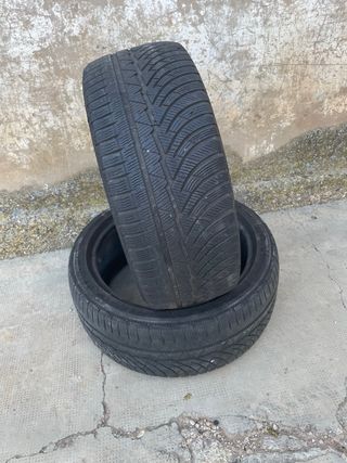 Michelin Pilot Alpin 
225/40 18