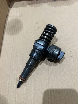 Inyector 038 130 073 AA AT 1.9tdi ASZ