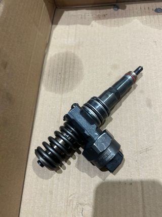 Inyector 038 130 073 AA AT 1.9tdi ASZ