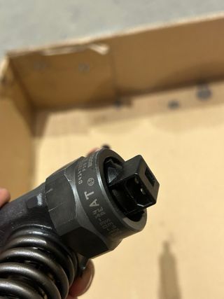 Inyector 038 130 073 AA AT 1.9tdi ASZ
