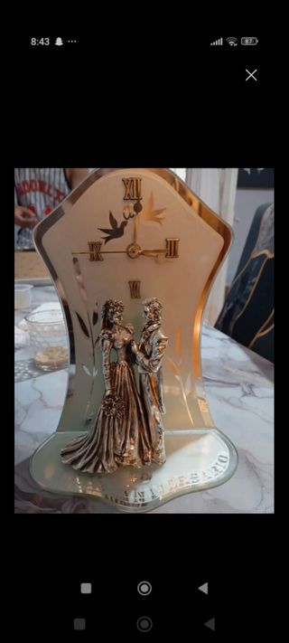 Reloj de cristal de aniversario con pareja