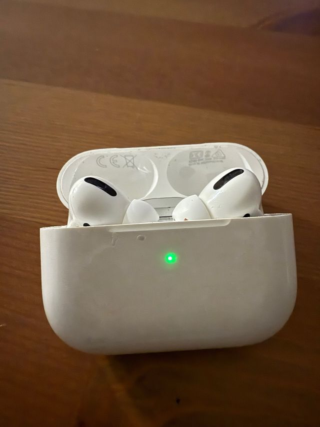 Apple AirPods Pro Blancos