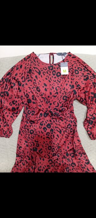 Vestido Largo Estampado Leopardo con etiqueta 