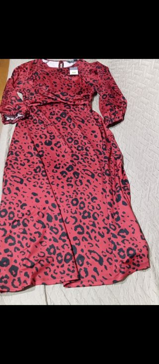 Vestido Largo Estampado Leopardo con etiqueta 
