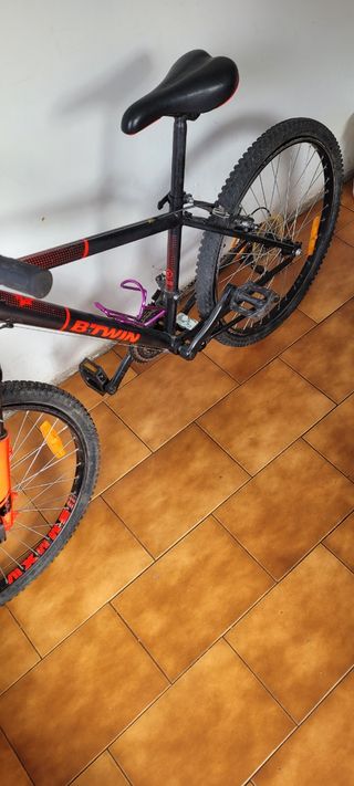 Bicicleta B-Twin Rockrider 500 Negra/Naranja
