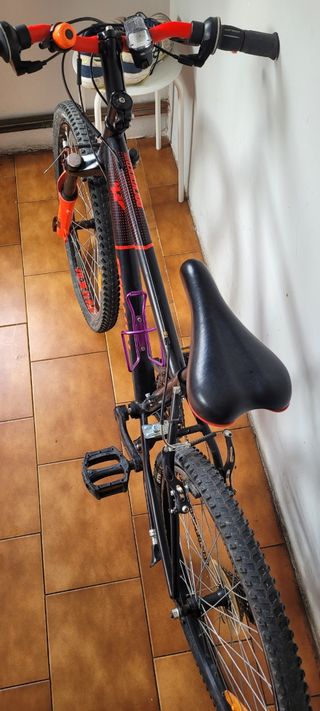 Bicicleta B-Twin Rockrider 500 Negra/Naranja