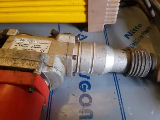 Taladro percutor profesional