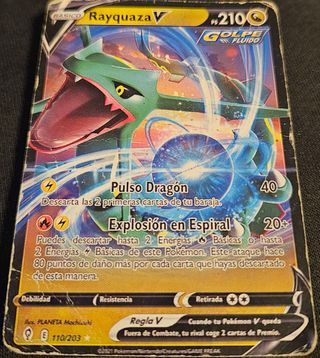 Carta Pokémon Rayquaza V 110/203