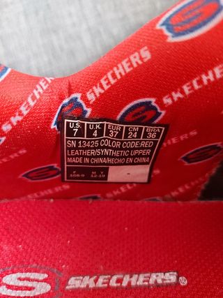 Zapatillas Skechers Energy Retro Vision Rojas