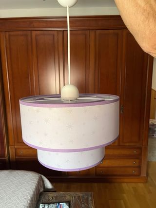 Lámpara de techo infantil 
