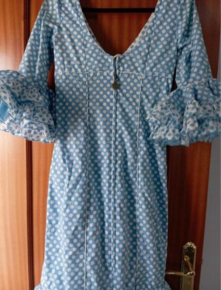 Traje de flamenca volantes lunares